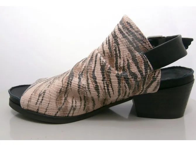 Autre Marque Sandalias Estampado de cebra 