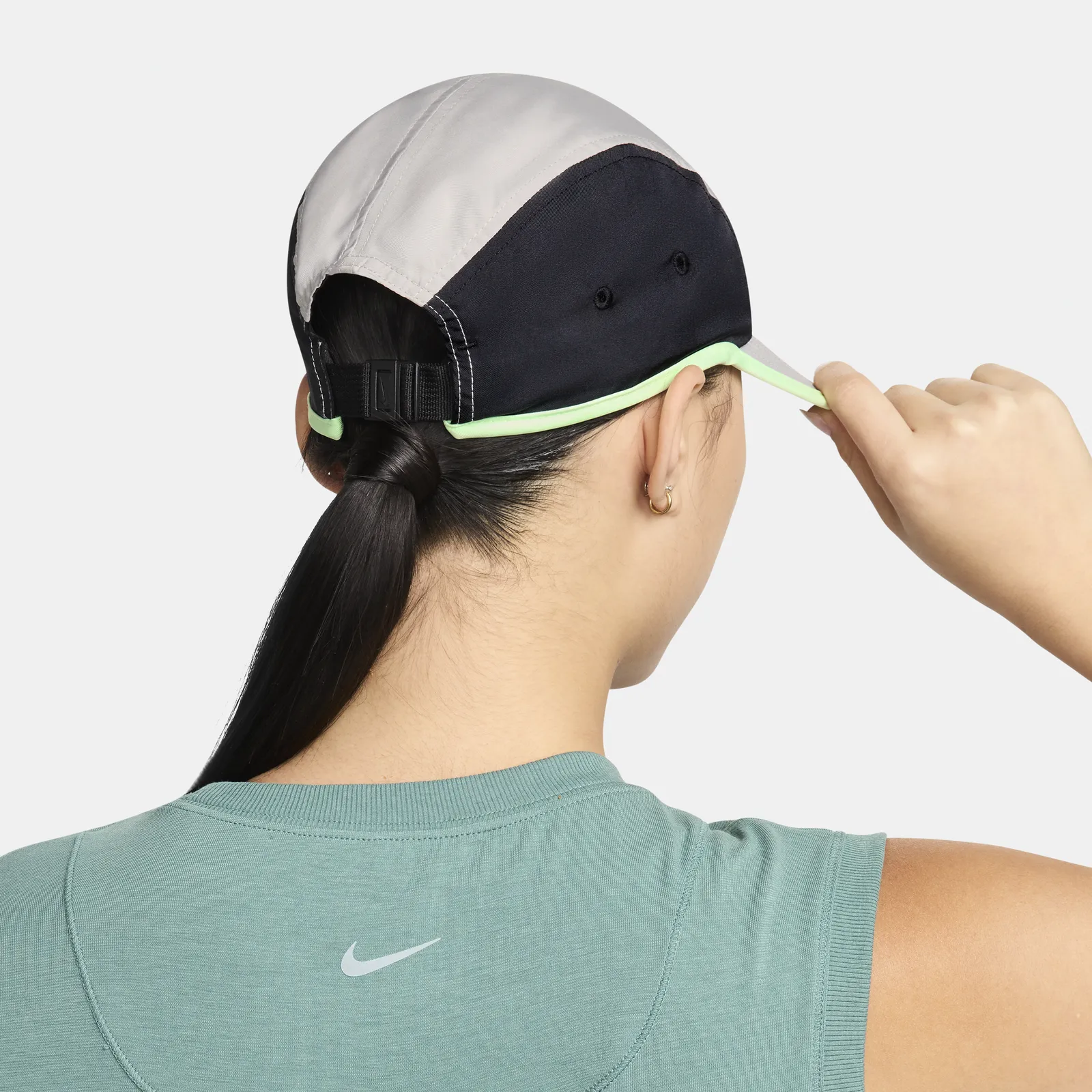 Nike Swoosh Cap Dri-FIT Fly
