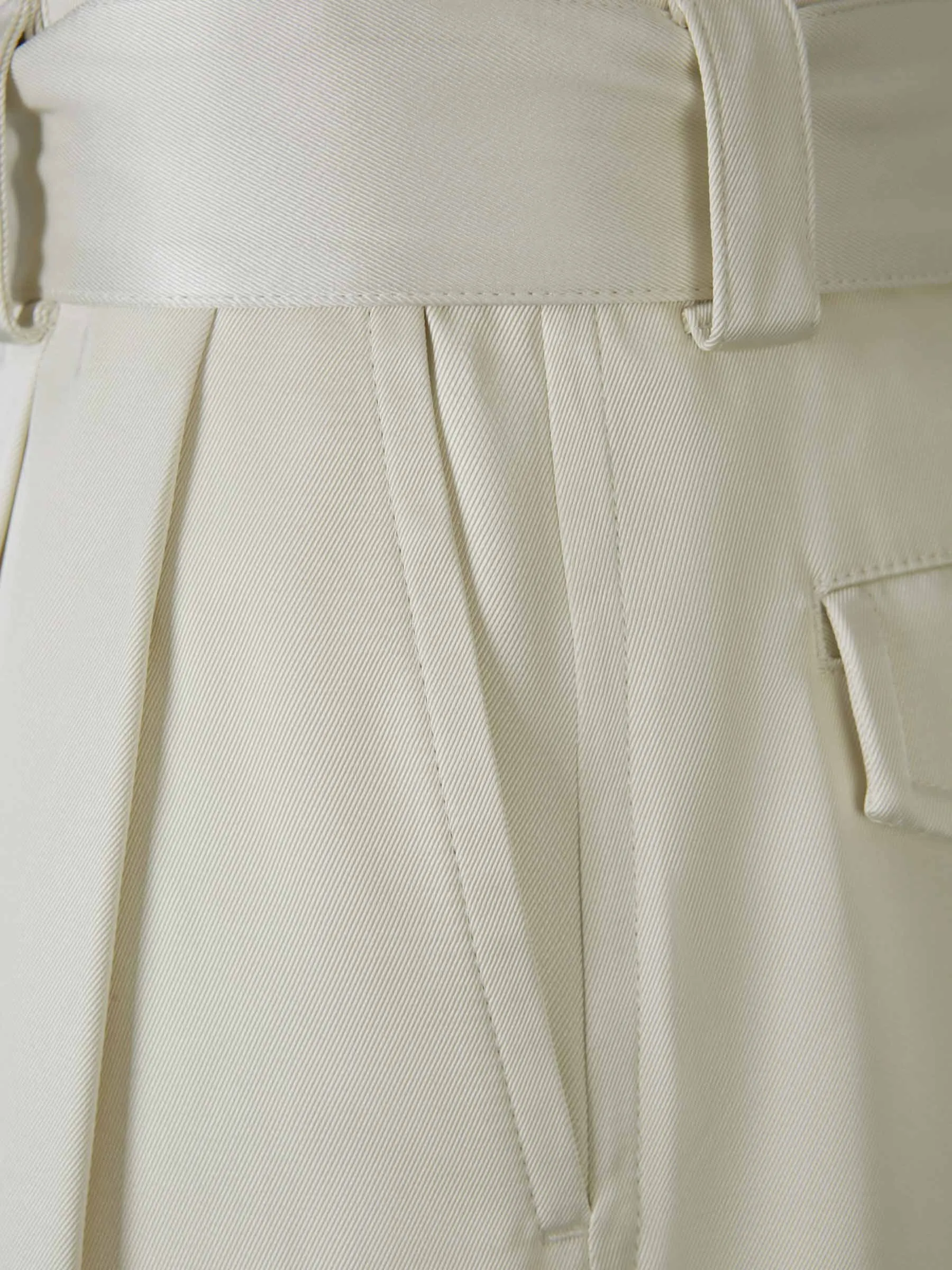 Shorts Fluidos Satén